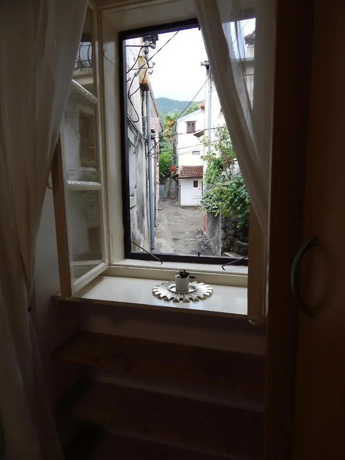 Old Town Suite Lovran Apartment
